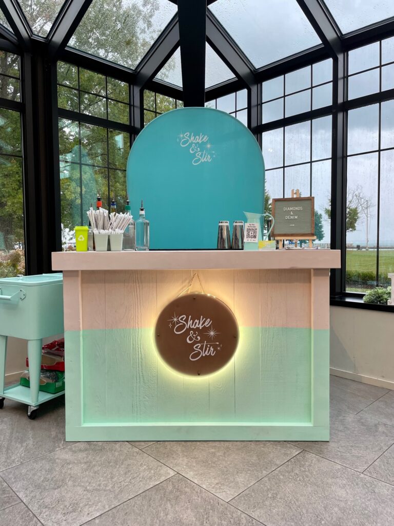 shakenstirdet.com portable mini bar